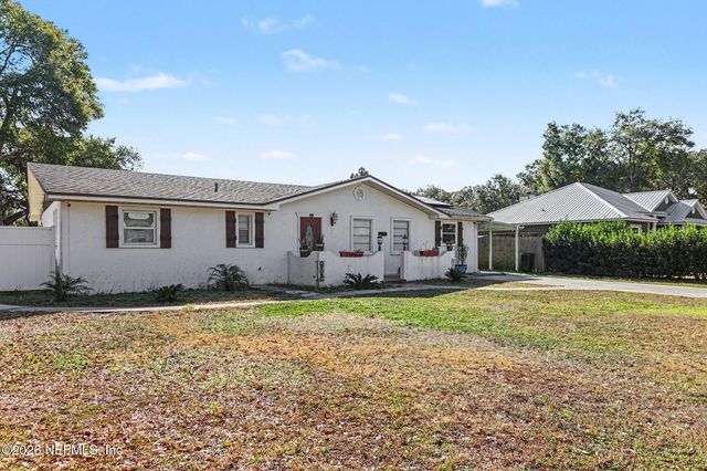 655 SW POINTVIEW Road, Keystone Heights, FL 32656