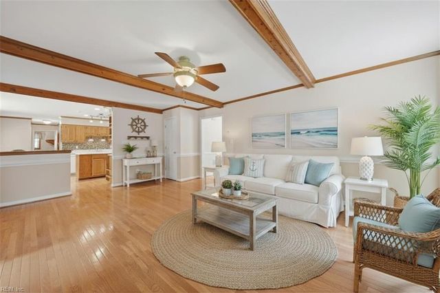 508 Las Gaviotas BLVD, Chesapeake, VA 23322