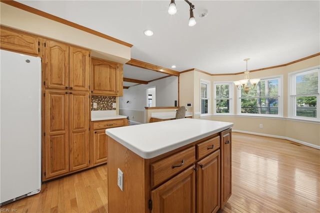 508 Las Gaviotas BLVD, Chesapeake, VA 23322