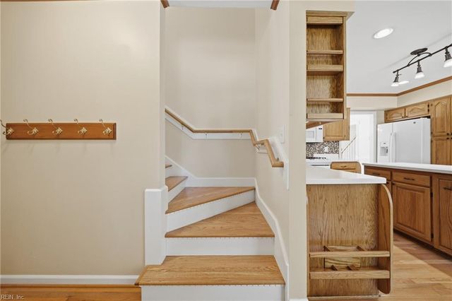 508 Las Gaviotas BLVD, Chesapeake, VA 23322