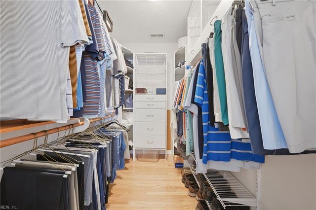 508 Las Gaviotas BLVD, Chesapeake, VA 23322