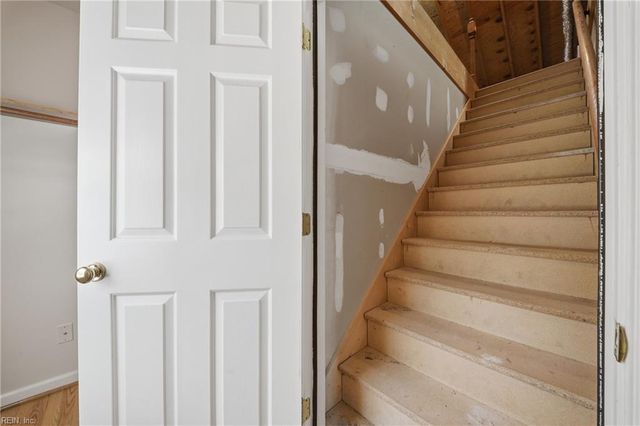 508 Las Gaviotas BLVD, Chesapeake, VA 23322