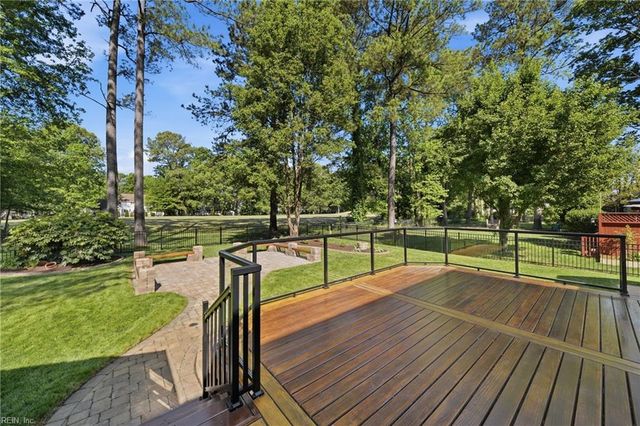 508 Las Gaviotas BLVD, Chesapeake, VA 23322