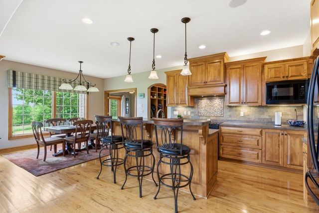 439 Pineview COURT N, Colgate, WI 53017