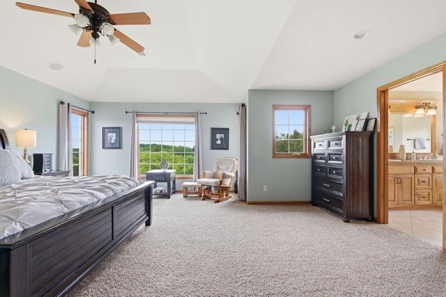 439 Pineview COURT N, Colgate, WI 53017