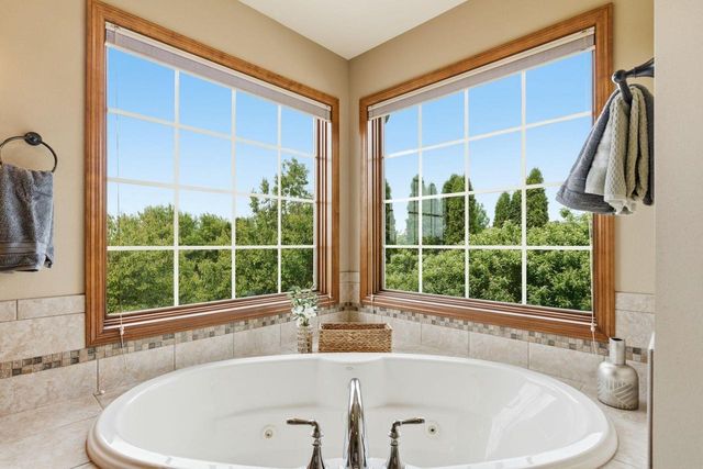 439 Pineview COURT N, Colgate, WI 53017
