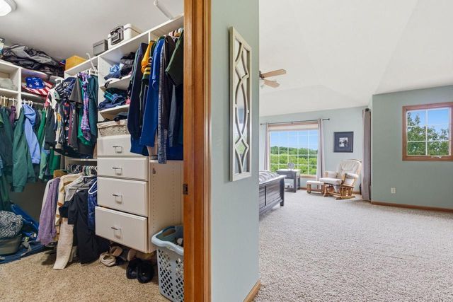 439 Pineview COURT N, Colgate, WI 53017