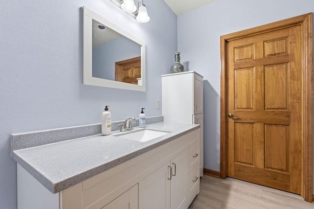 439 Pineview COURT N, Colgate, WI 53017