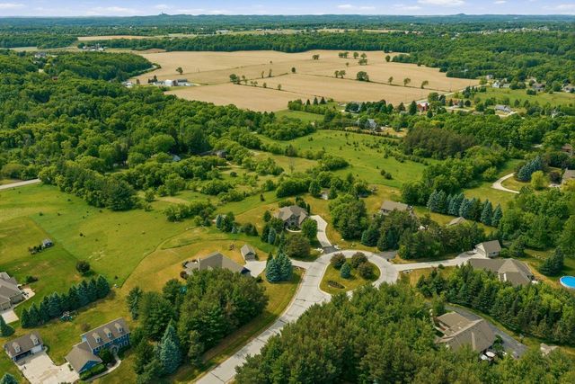 439 Pineview COURT N, Colgate, WI 53017