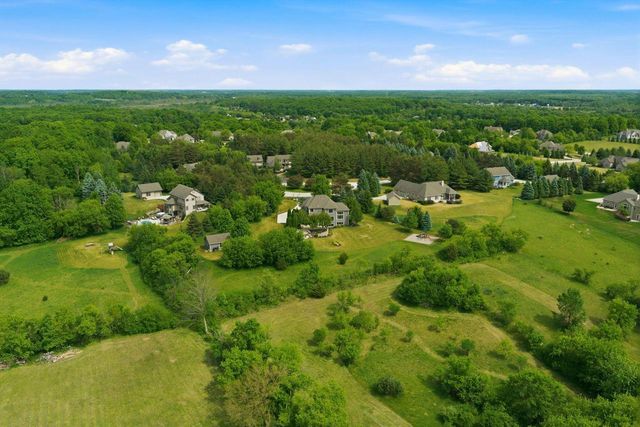 439 Pineview COURT N, Colgate, WI 53017