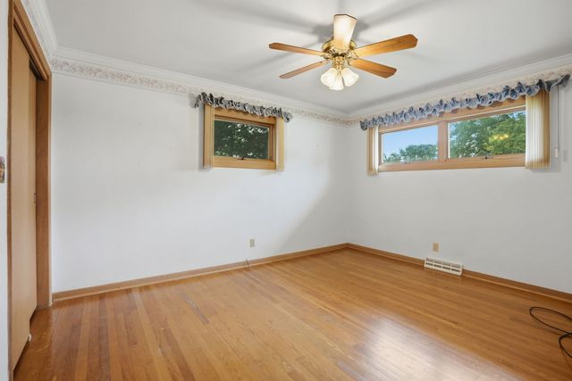 402 Bruce Avenue, Milan, IL 61264