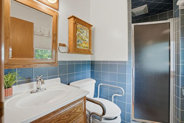402 Bruce Avenue, Milan, IL 61264