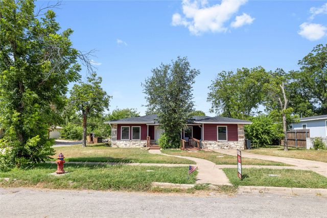 2411 Belmeade Avenue, Brownwood, TX 76801