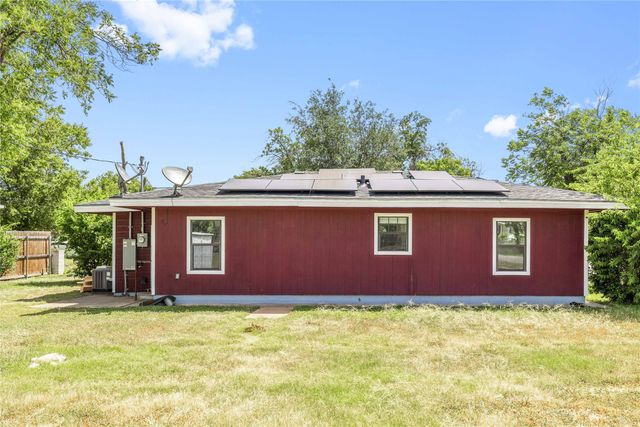 2411 Belmeade Avenue, Brownwood, TX 76801