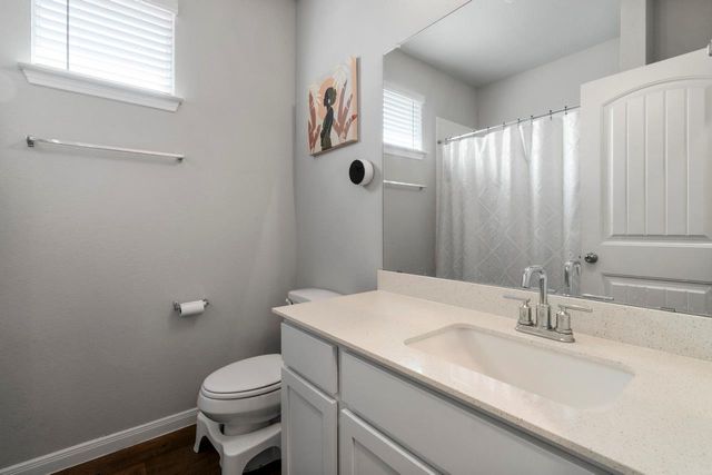 212 Apache Plum DR, Kyle, TX 78640