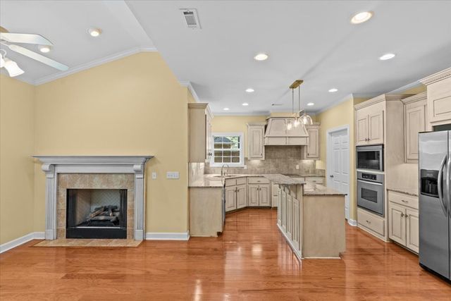 623 Prestwick Dr, Dothan, AL 36305