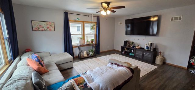 302 1st Street, Parkersburg, IA 50665