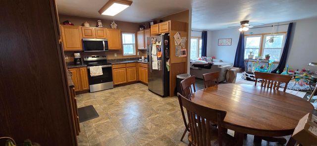 302 1st Street, Parkersburg, IA 50665