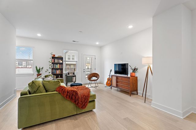 622 Markham St, Nashville, TN 37214