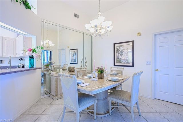 613 BEACHWALK CIR J, Naples, FL 34108