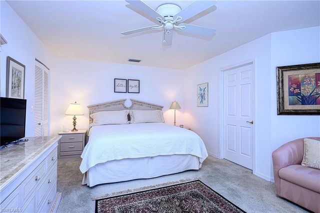 613 BEACHWALK CIR J, Naples, FL 34108