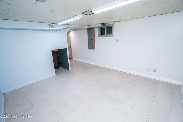 1203 Larue Ave, Louisville, KY 40213