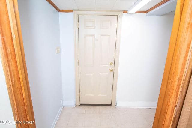 1203 Larue Ave, Louisville, KY 40213