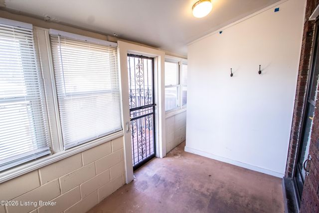 1203 Larue Ave, Louisville, KY 40213