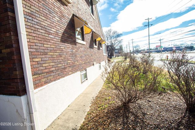 1203 Larue Ave, Louisville, KY 40213