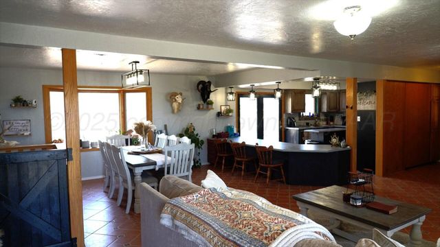 7005 Co Rd D, Texhoma, TX 73949