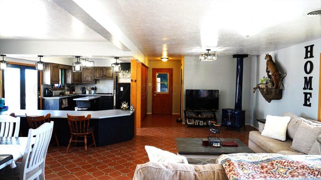 7005 Co Rd D, Texhoma, TX 73949