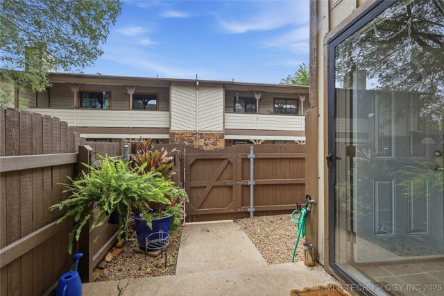 6376 S 80th East Avenue G, Tulsa, OK 74133