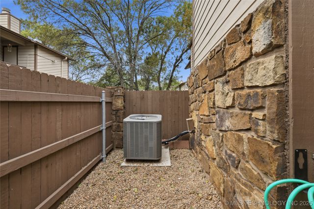 6376 S 80th East Avenue G, Tulsa, OK 74133