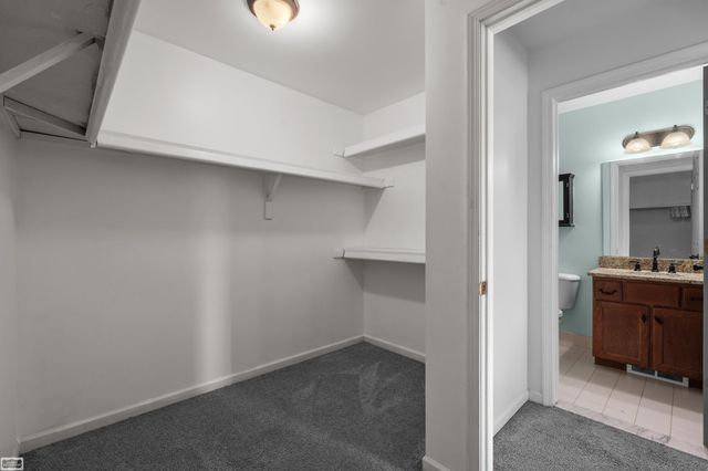 31164 Leopard Circle, Chesterfield Twp, MI 48047