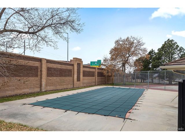 3021 S Ursula Cir 102, Aurora, CO 80014