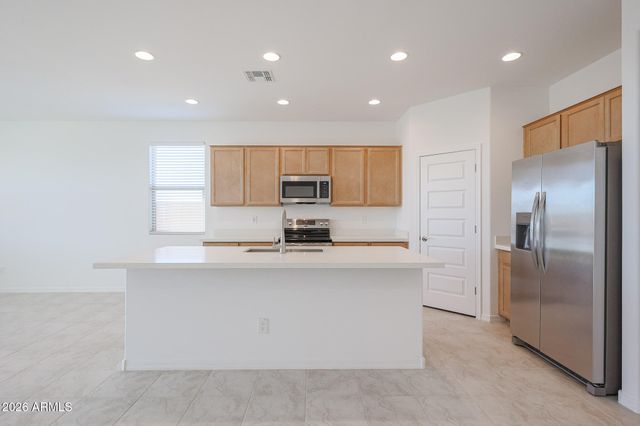 26161 N 170TH Avenue, Surprise, AZ 85387