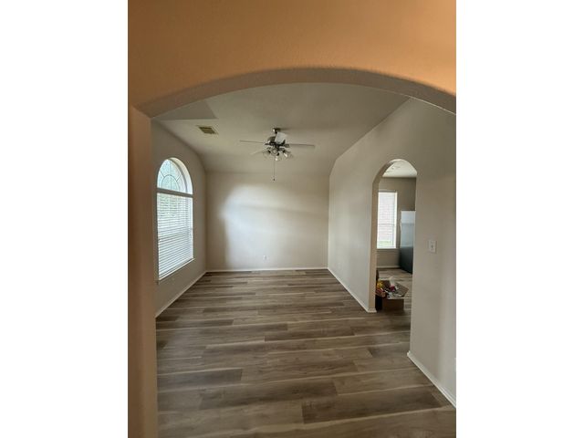 8938 Headstall Drive, Tomball, TX 77375