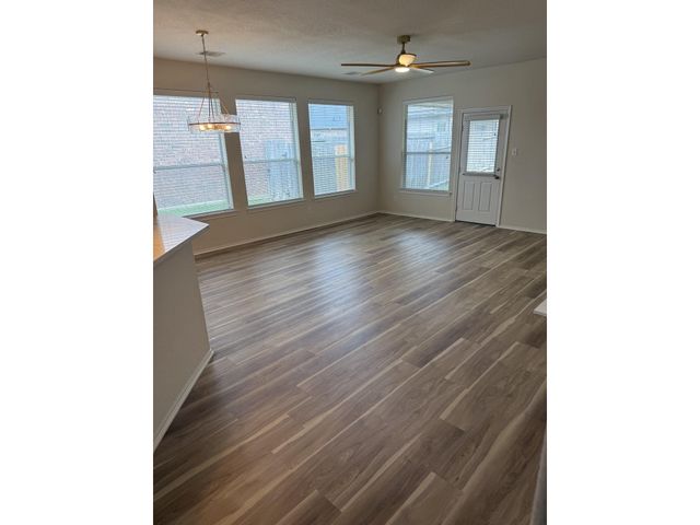 8938 Headstall Drive, Tomball, TX 77375