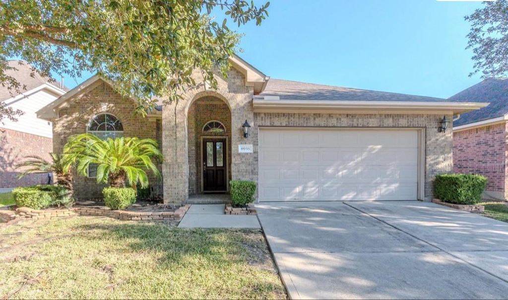 8938 Headstall Drive, Tomball, TX 77375