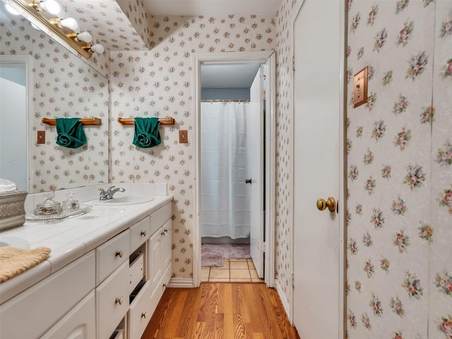 7015 Winding Trace Drive, Houston, TX 77086