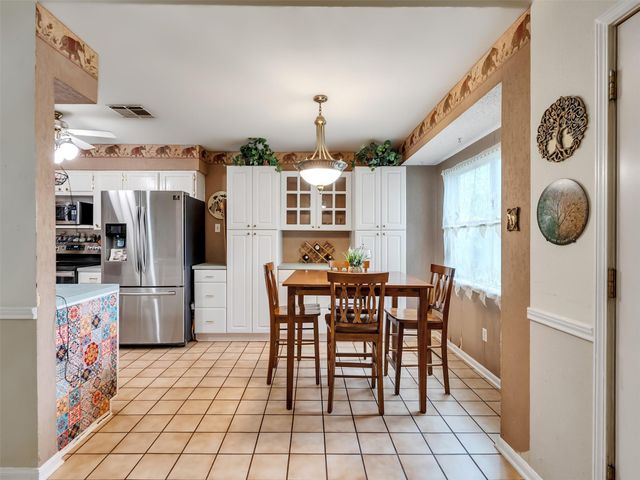 7015 Winding Trace Drive, Houston, TX 77086