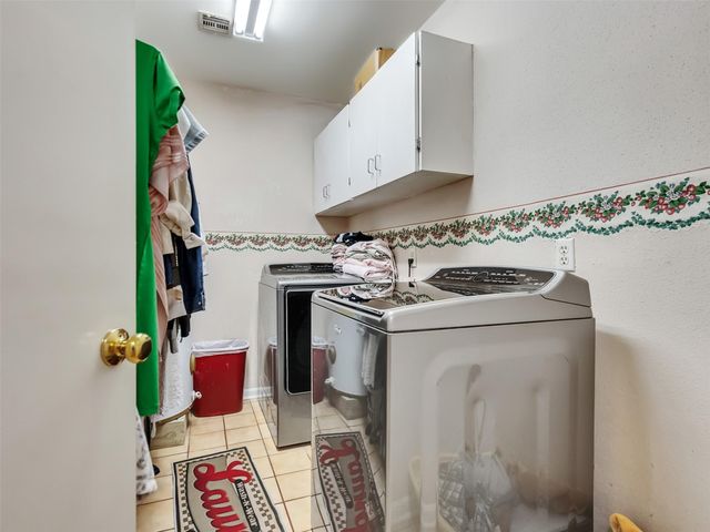 7015 Winding Trace Drive, Houston, TX 77086