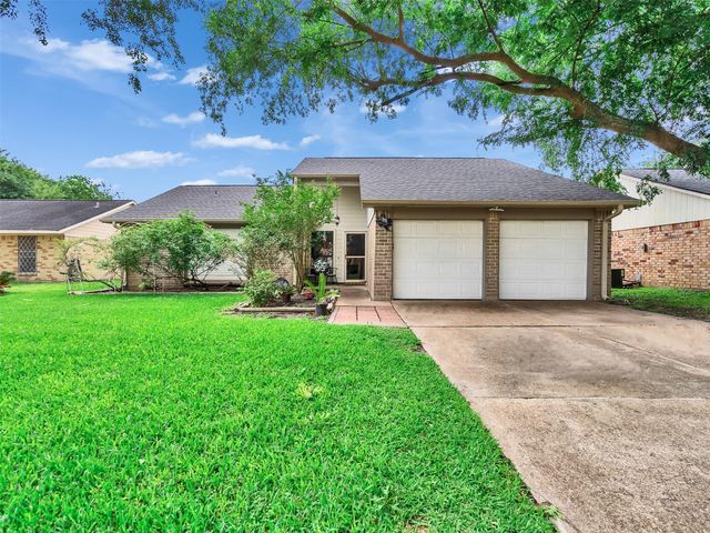 7015 Winding Trace Drive, Houston, TX 77086
