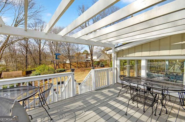 5370 Grenoble Court, Dunwoody, GA 30360