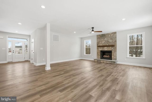 9586 SOUTH PINES RD, Warrenton, VA 20186