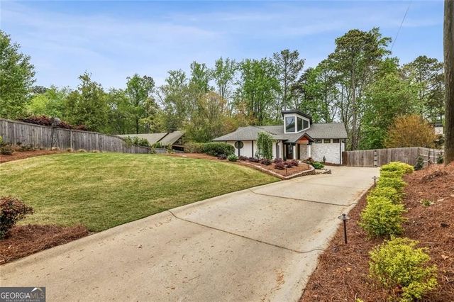 6592 Gaines Ferry Road, Flowery Branch, GA 30542