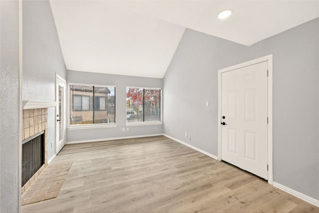 9801 Walnut Street 212, Dallas, TX 75243