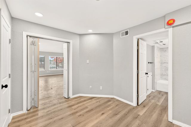 9801 Walnut Street 212, Dallas, TX 75243