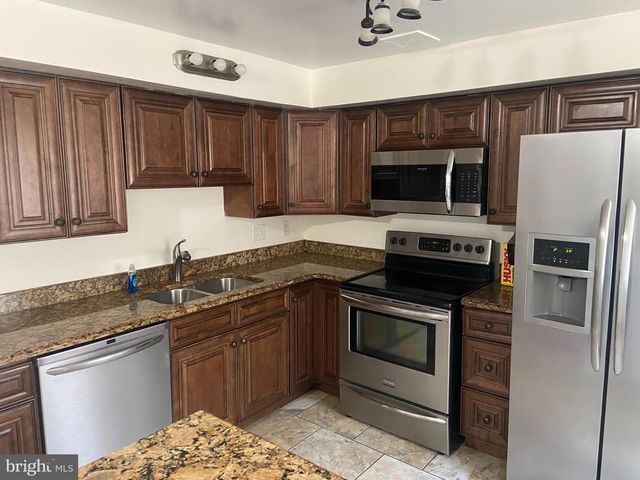 436 POSSUM CT, Capitol Heights, MD 20743