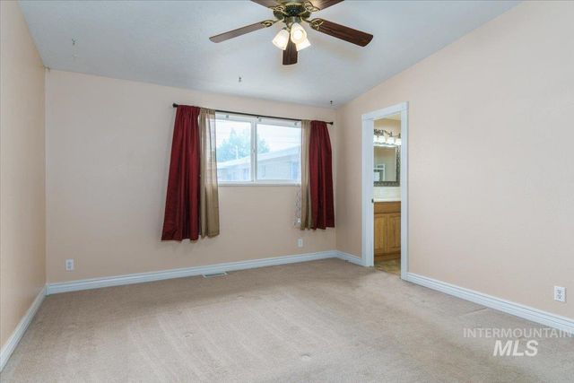 1398 Santa Anita Ave, Pocatello, ID 83201